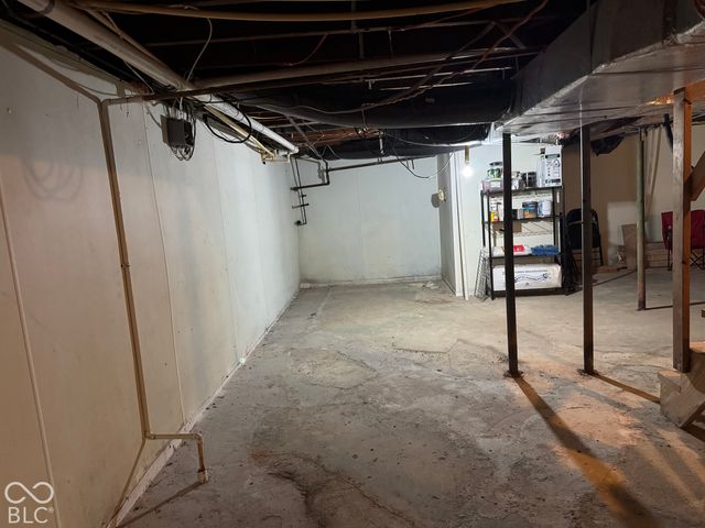 2219 S Rogers Street, Bloomington, IN 47403