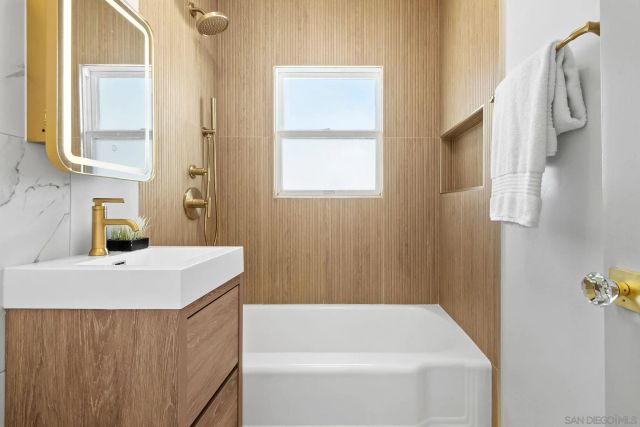 614 4th Street, Coronado, CA 92118