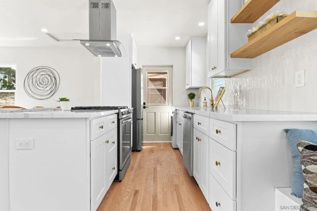 614 4th Street, Coronado, CA 92118