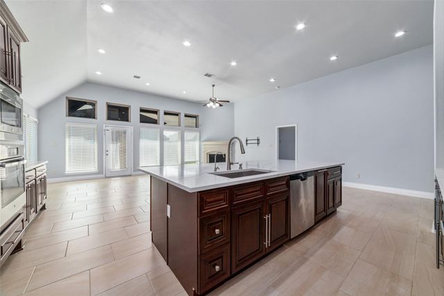 4011 Nestra Drive, Katy, TX 77493