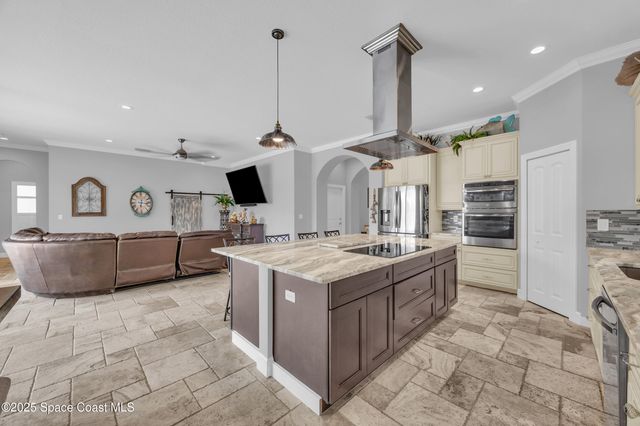 379 SW South Quick Circle, Port St. Lucie, FL 34953