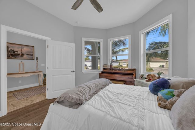 379 SW South Quick Circle, Port St. Lucie, FL 34953