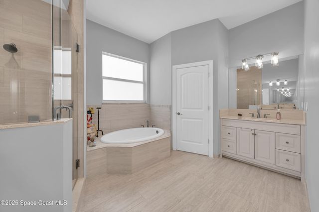 379 SW South Quick Circle, Port St. Lucie, FL 34953