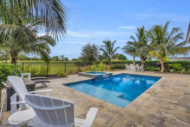 379 SW South Quick Circle, Port St. Lucie, FL 34953