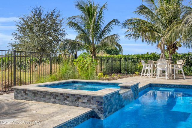 379 SW South Quick Circle, Port St. Lucie, FL 34953