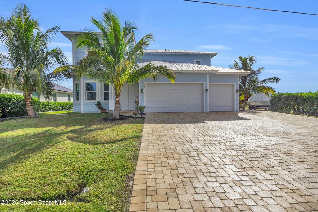 379 SW South Quick Circle, Port St. Lucie, FL 34953