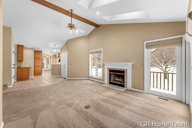 1946 Cross Bend Street 35, Grand Rapids, MI 49505