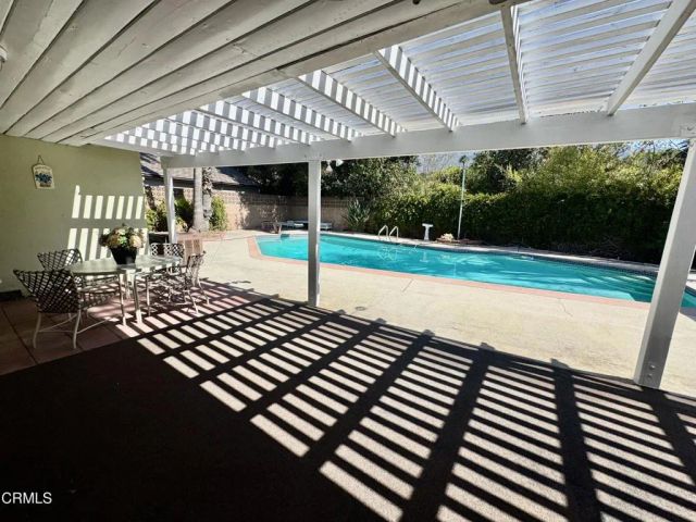 3911 El Lado Drive, Glendale, CA 91214
