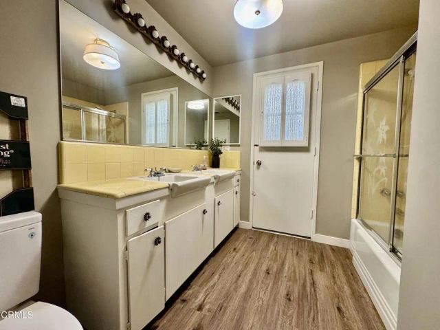 3911 El Lado Drive, Glendale, CA 91214