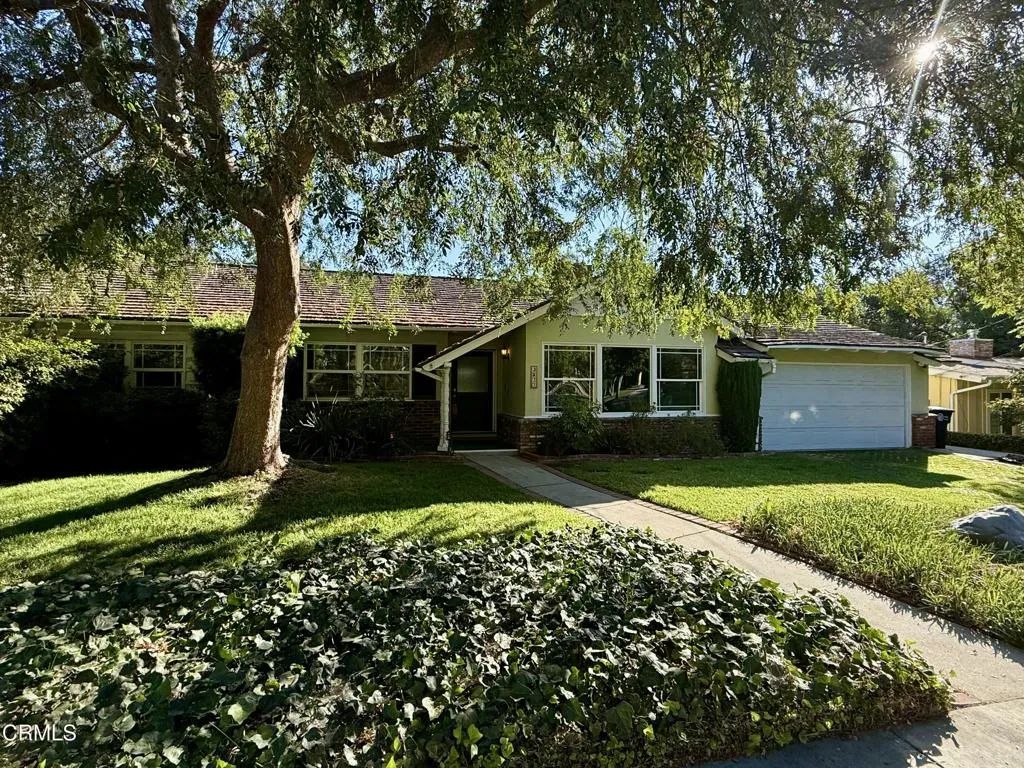 3911 El Lado Drive, Glendale, CA 91214