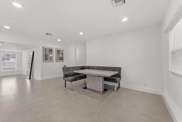 521 NE 32nd Street, Boca Raton, FL 33431