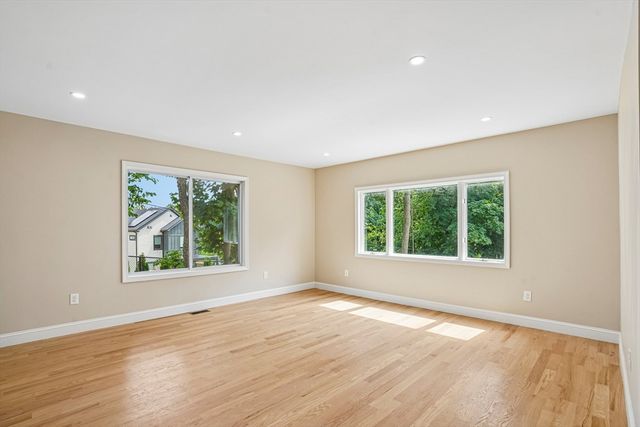 559 Winthrop St, Medford, MA 02155