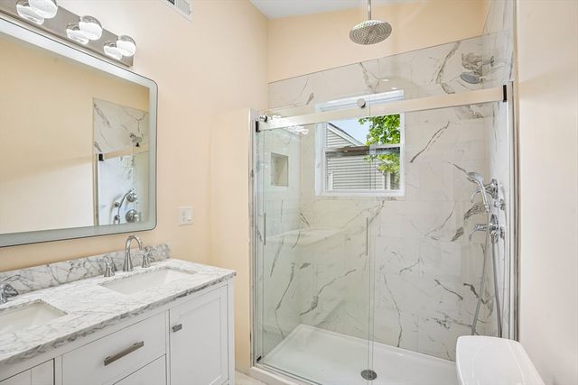 559 Winthrop St, Medford, MA 02155