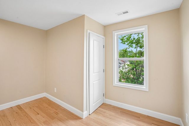 559 Winthrop St, Medford, MA 02155