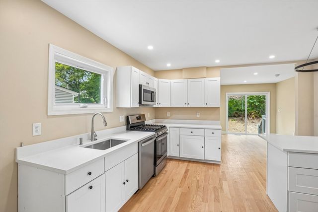 559 Winthrop St, Medford, MA 02155