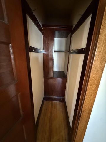 1313 WISCONSIN STREET, Oshkosh, WI 54901