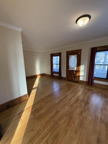 1313 WISCONSIN STREET, Oshkosh, WI 54901