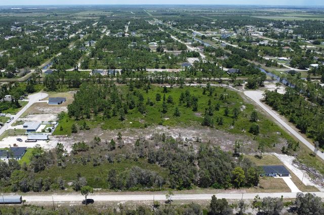 859 Burrows Avenue, Lehigh Acres, FL 33974