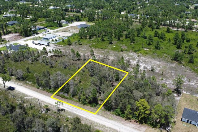 859 Burrows Avenue, Lehigh Acres, FL 33974