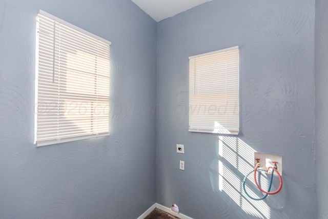 1811 N WILSON Street, Amarillo, TX 79107