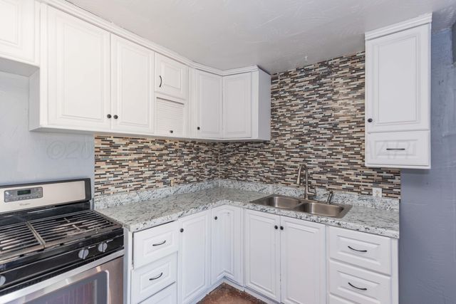 1811 N WILSON Street, Amarillo, TX 79107