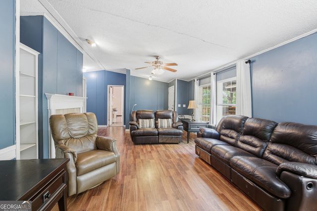 1006 Paradise Park Road, Cornelia, GA 30531