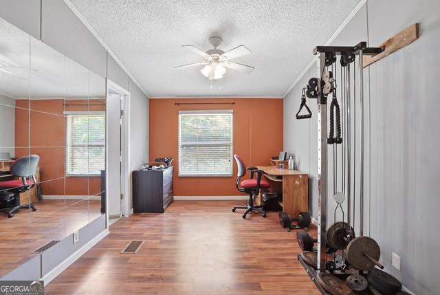 1006 Paradise Park Road, Cornelia, GA 30531
