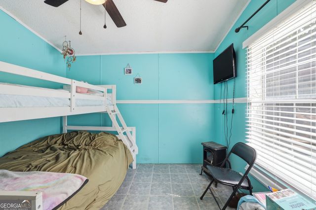 1006 Paradise Park Road, Cornelia, GA 30531