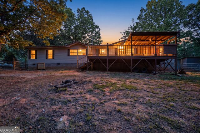 1006 Paradise Park Road, Cornelia, GA 30531