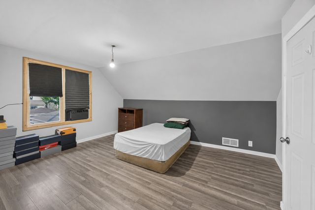 9926 S Wentworth Avenue, Chicago, IL 60628
