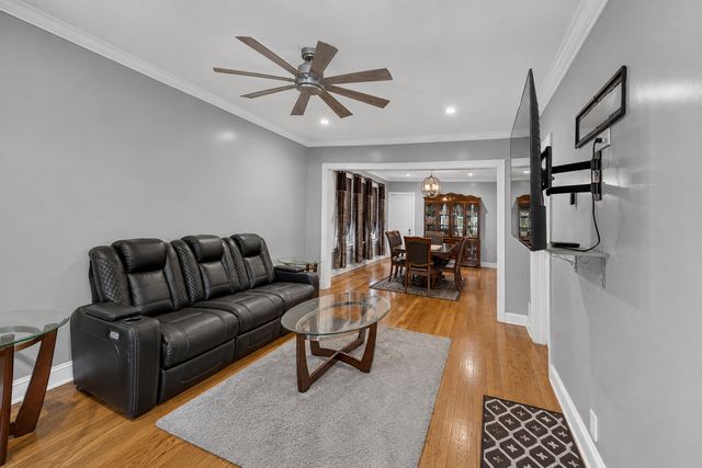 9926 S Wentworth Avenue, Chicago, IL 60628