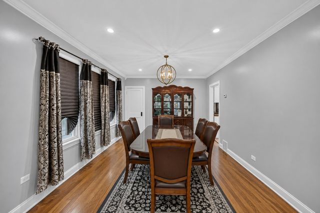 9926 S Wentworth Avenue, Chicago, IL 60628