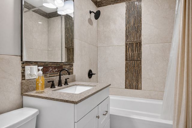 9926 S Wentworth Avenue, Chicago, IL 60628
