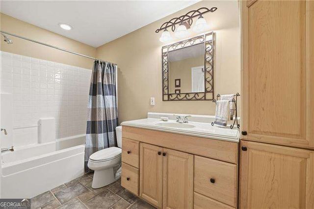 104 Fairway Overlook, Woodstock, GA 30188