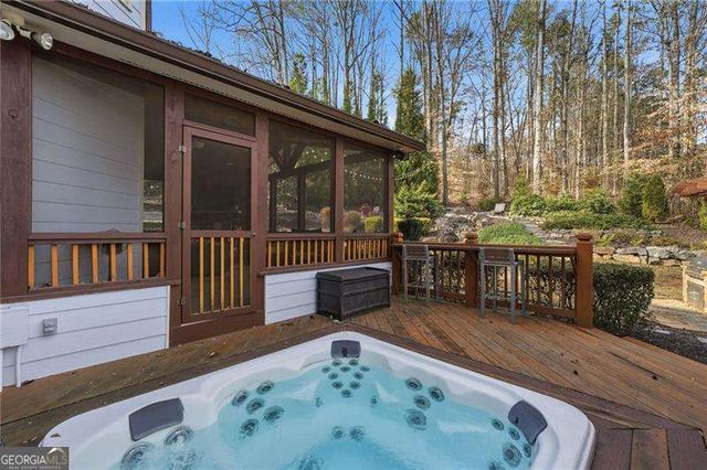 104 Fairway Overlook, Woodstock, GA 30188