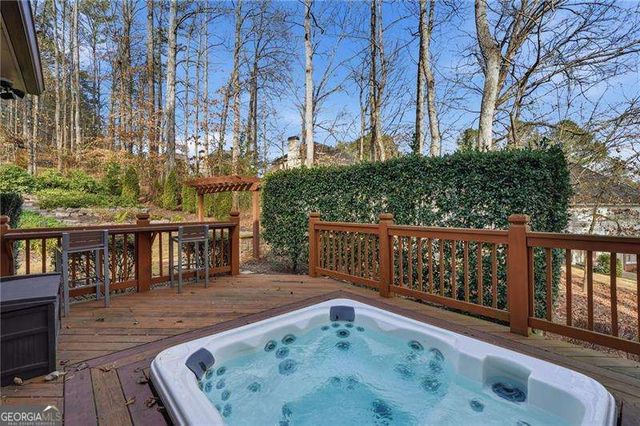 104 Fairway Overlook, Woodstock, GA 30188