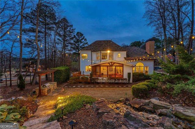 104 Fairway Overlook, Woodstock, GA 30188