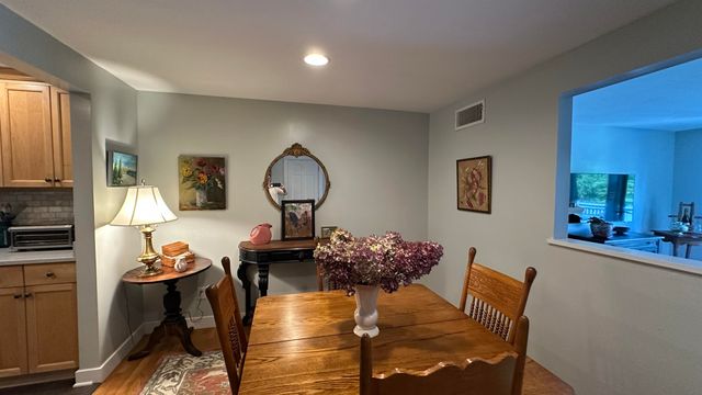 3 Governor Square, Peterborough, NH 03458