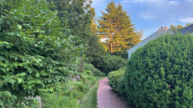 3 Governor Square, Peterborough, NH 03458