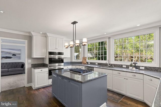 7514 LAKE GLEN DR, Glenn Dale, MD 20769
