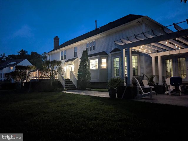 7514 LAKE GLEN DR, Glenn Dale, MD 20769