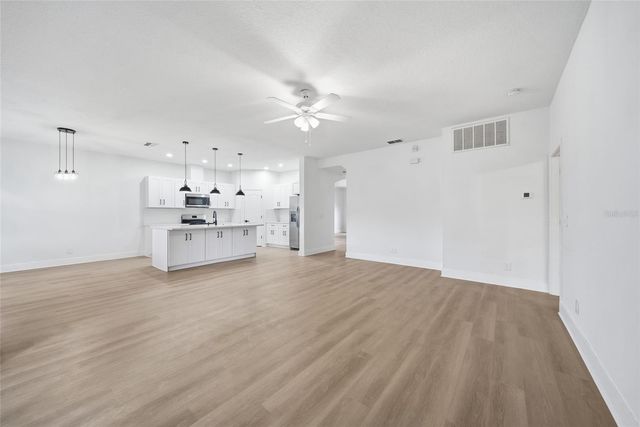 1908 ABBEY RIDGE DRIVE, Dover, FL 33527