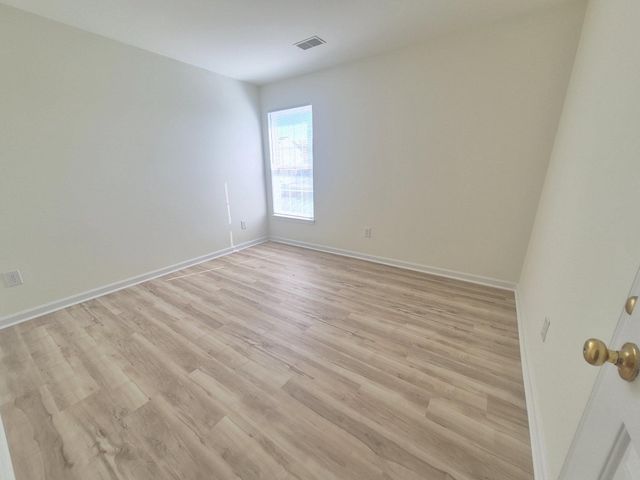 5207 LINDEN DR, Fredericksburg, VA 22407