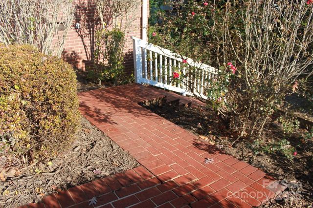 284 Maple Street, Rutherfordton, NC 28139