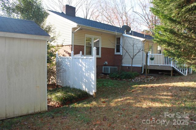 284 Maple Street, Rutherfordton, NC 28139