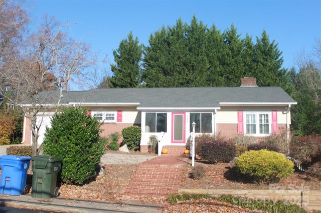 284 Maple Street, Rutherfordton, NC 28139