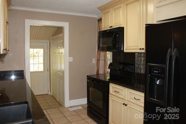 284 Maple Street, Rutherfordton, NC 28139