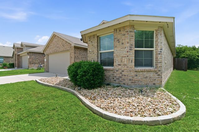 16308 Caledonia Court, Justin, TX 76247