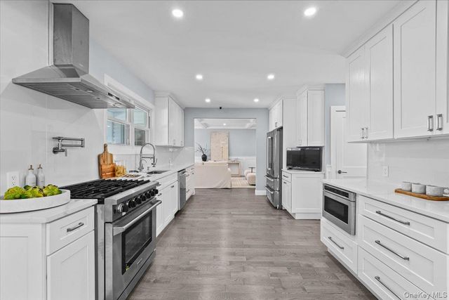 141 Wilmot Road, Scarsdale, NY 10583