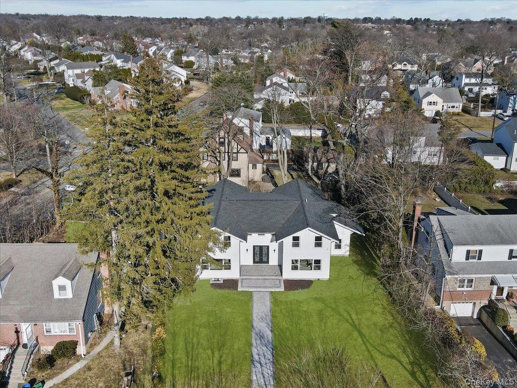 141 Wilmot Road, Scarsdale, NY 10583